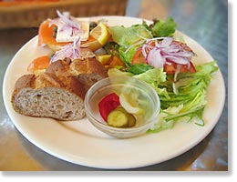 ����������I